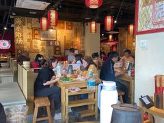 大堂-东镇老火锅(长春路首店)