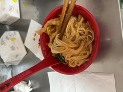 -铁锅哥米线