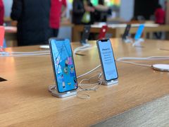 -Apple零售店(华贸购物中心店)