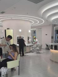 -PE SALON