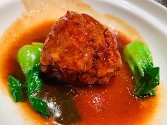 红烧狮子头-乾隆美食·本帮菜(黄河路店)