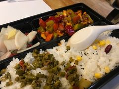 鱼香肉丝盖饭-子午路张记肉夹馍(小寨西路店)