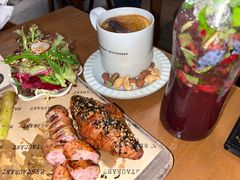 -Mark&Mars Restaurant