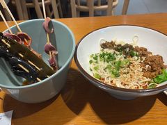 -老四川(T3航站楼F指廊店)