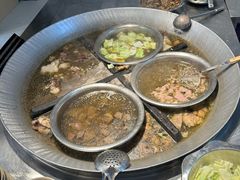 -谢老五跷脚牛肉·非遗传承店