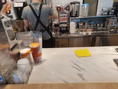 -CoCo都可(湖滨银泰店B区店)