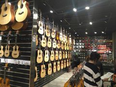 -柏斯音乐艺术中心·钢琴·吉他(世纪金源店)