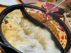 -三个四川人火锅(华联商厦店)