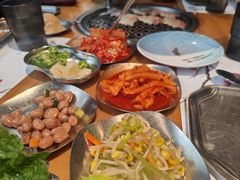 -唯成•韩国炭火烤肉 유성고기