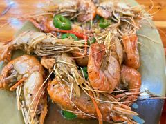 胡辣罗氏虾-贞姨美食·老字号海鲜大排档