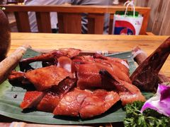 脆皮小刀鸭-老滇山寨•云南特色菜•地方菜•民族风情歌舞表演(金碧店)