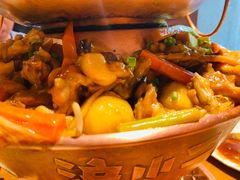 -炉小二铜锅牛蛙•川湘菜(三里屯店)