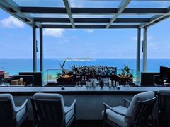 -瑰丽酒店·海吧·天际下午茶·现场DJ·天台酒吧