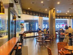 大堂-星巴克臻选(深圳皇庭广场分店)