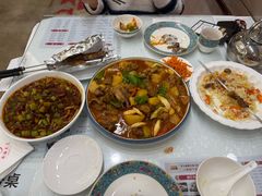-汗腾格里·风味餐厅(新疆驻京办店)