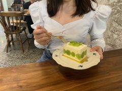 酸奶青提-侘寂甜品(自取店)
