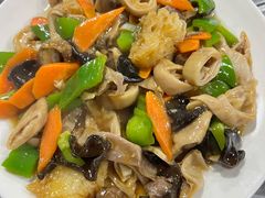 -金卯白肉罩火烧