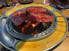 -青瓦炭韩潮烤肉(花园道店)