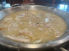 -老来福·非遗酸汤兔(凯旋路店)
