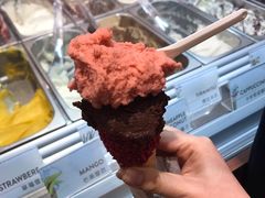 -VENCHI 闻绮(上海佛罗伦萨小镇店)