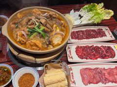 -沙胆彪炭炉牛杂煲(上海日月光广场店)