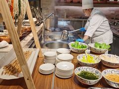 -万荟轩海鲜·粤式点心自助餐厅(蓝海风万怡酒店)