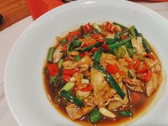 -松沪名灶·豆浆鱼头·新上海菜(飞航吾悦广场店)