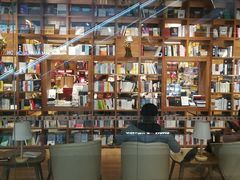 -百新书局(尚悦湾店)
