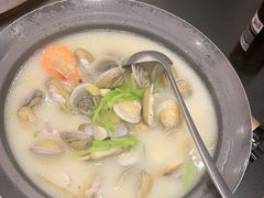 -新丁香海鲜酒店(银海商贸城店)