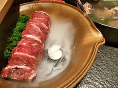 -三出山火锅(南京万象天地店)