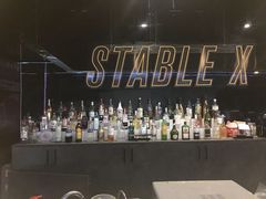 -稳电竞酒店(桥北泰冯路地铁站店)