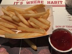 -The Habit Burger Grill 哈比特汉堡(复兴soho店)