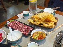 -四点金粥底火锅(沂州里店)