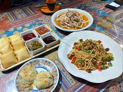 -乡村馕坑肉·烧烤·新疆菜·本地人更爱吃(阿勒泰首店)