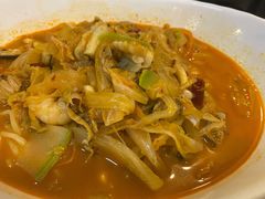 辣海鲜面-桃园中华料理炸酱面(燕儿岛路店)
