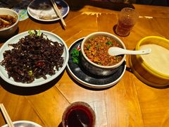 -雀舞云南菜(天津天河城购物中心店)