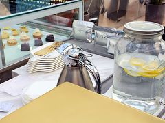 -UNI UNI(环亚凯瑟琳店)