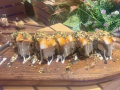 -享遇.锅姥姥牛排海鲜自助(小寨店)