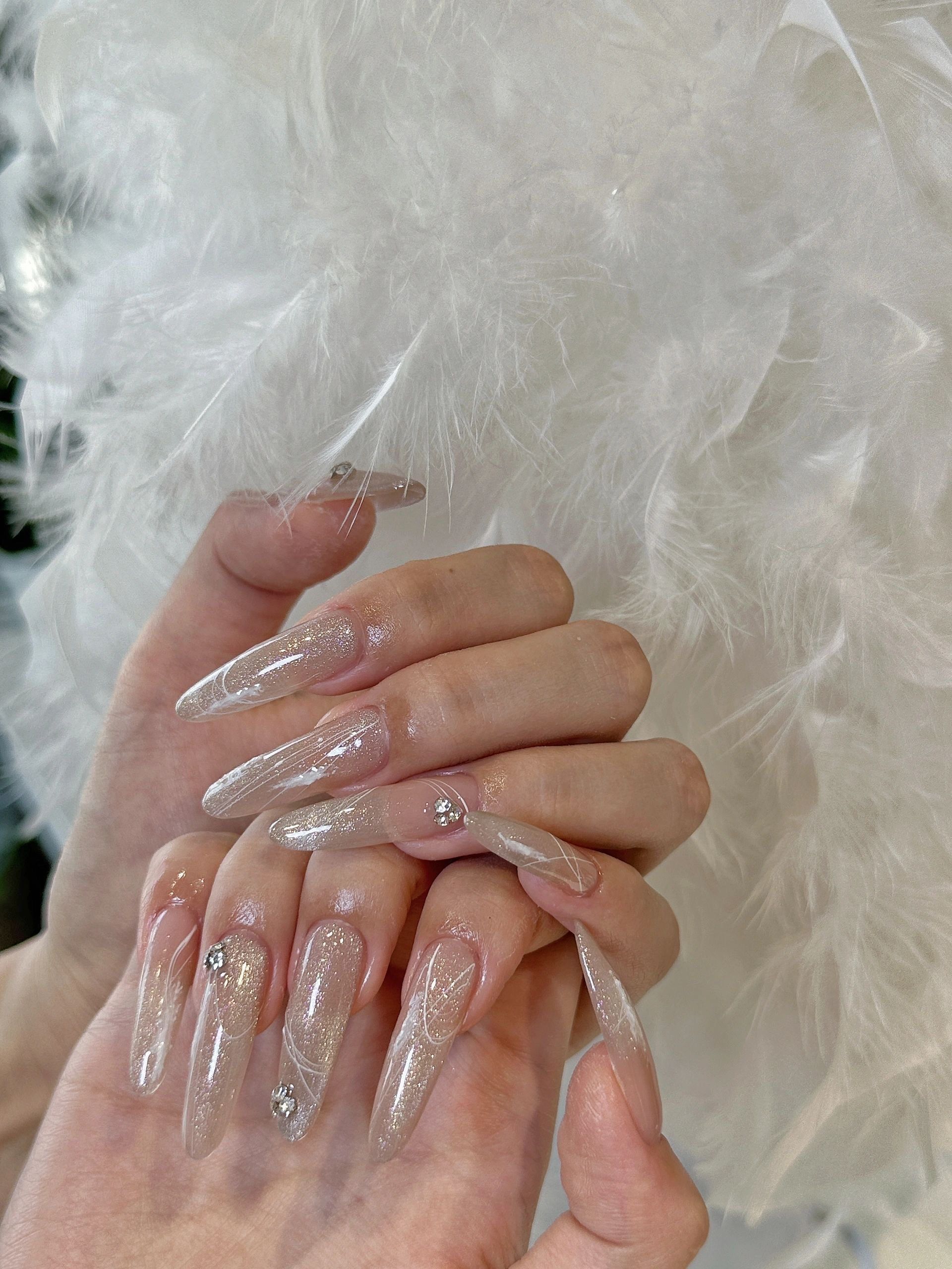 晶石猫眼美甲  拉线美甲