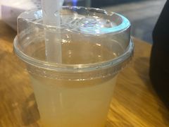 -巴黎贝甜(大宁国际商业广场店)
