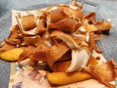 金牌手撕鱼翅-九號院子海鲜烧烤