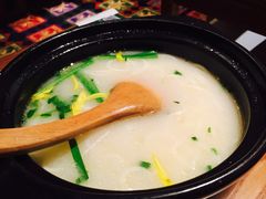 -云海肴·汽锅鸡·云南菜(天山百盛优客店)