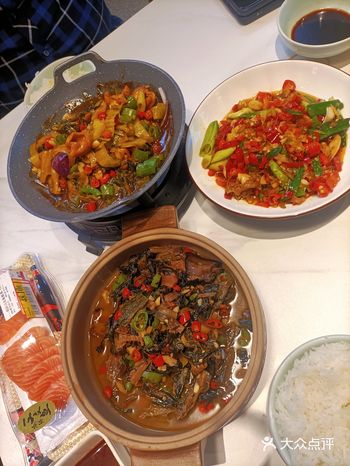 风格鲜明的新楚菜，又是吃饱饱的一天