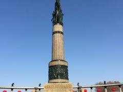 -人民防洪胜利纪念塔