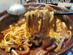 -胡须佬鸡煲四季火锅(海雅缤纷城店)