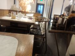 -尚尚仙·酸汤猪手·猪肚鸡火锅(华联万柳购物中心店)