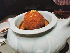 厨娘蛋黄狮子头-小厨娘绣中淮扬(大行宫科巷店)