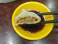蟹黄包子-江万春水饺(安庆总店)
