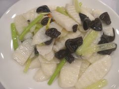 -宜宾海鲜酒家·三十年老字号