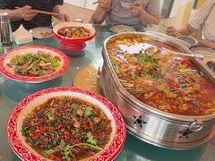 -牟记江湖重庆地标特色菜鱼蛋海鲜羊蝎子(巴南区黑金冠十多年好店)